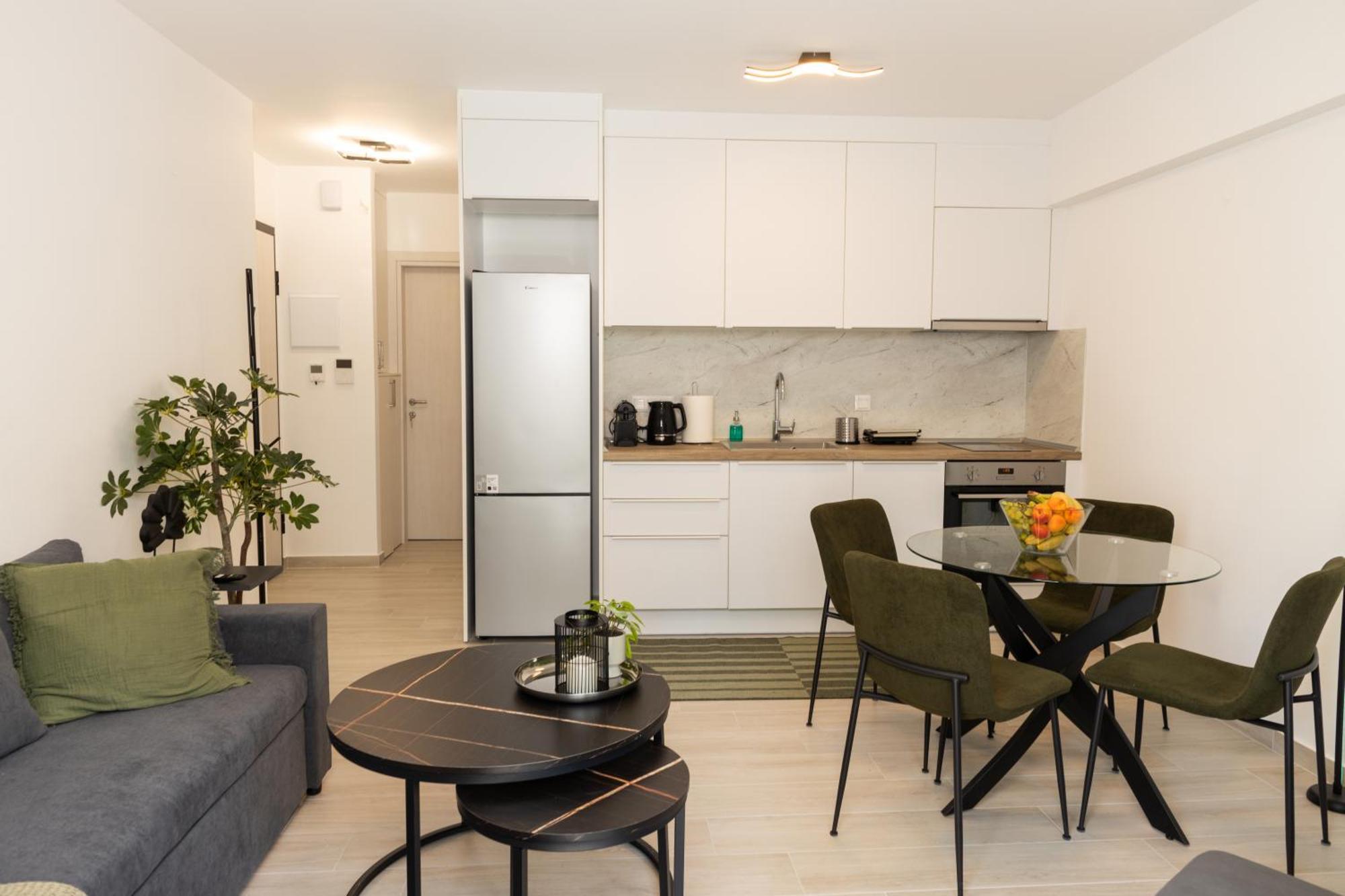 Velvet Luxury Apartments In The City Center By Binobi! 塞萨洛尼基 外观 照片
